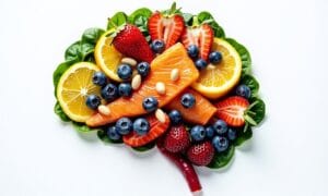 warzywa oraz owoce ułożone w kształt mózgu